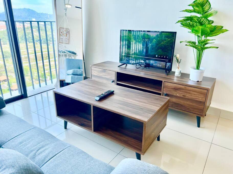 Apartemen H 1-5 Pax Cozy House 3 Bed Trefoil Setia Alam Wifi And Tv Sccc Shah Alam